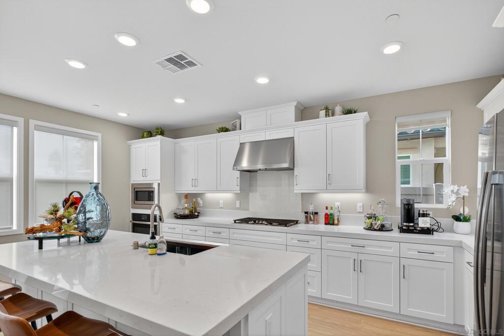 1733 Artemisia Ct - photo 12