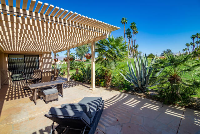 628 Hospitality Drive, Rancho Mirage CA: https://media.crmls.org/mediaz/fce26d3d-3e32-4702-8abe-9b398b1e473d.jpg
