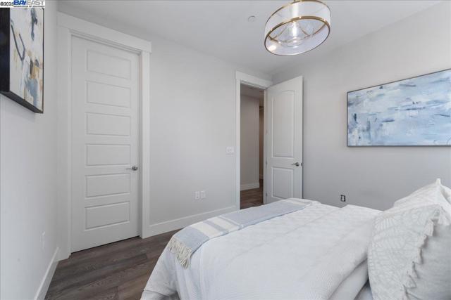 7259 Lembert Hills Dr, Dublin CA: https://media.crmls.org/mediaz/fce2be22-7845-43a5-bb35-1da4f49fa566.jpg
