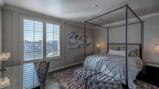 4346 Tradewinds Drive, Oxnard CA: https://media.crmls.org/mediaz/fce2c270-8912-4e44-91c1-31c30926045f.jpg
