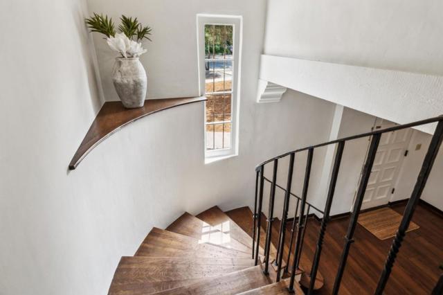 401 San Bernabe Drive, Monterey CA: https://media.crmls.org/mediaz/fce3ca53-088c-48d0-b2e8-53859383a3a3.jpg