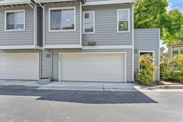 4640 Hampton Falls Place, San Jose CA: https://media.crmls.org/mediaz/fce5fc26-388a-4594-bc1a-6c51c1c2342f.jpg