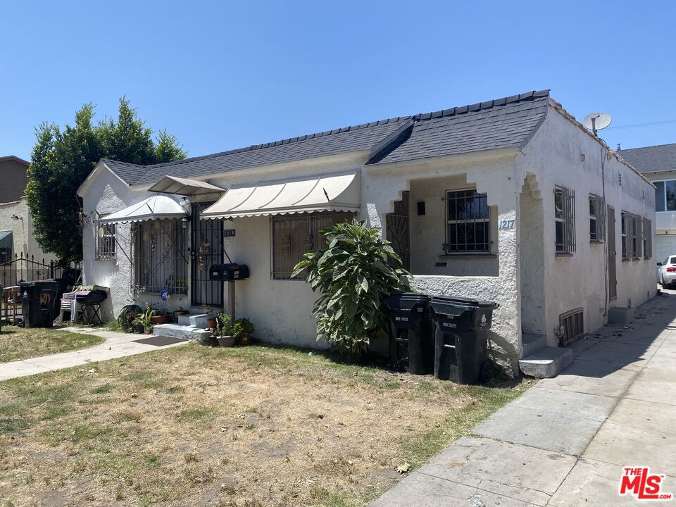 1217 W 60th Place, Los Angeles, CA 90044