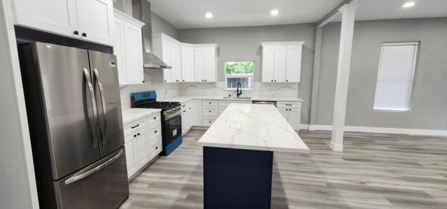 1936 G Street, Modesto CA: https://media.crmls.org/mediaz/fce71046-6f60-4ab3-bb4f-8c5221d46fd6.jpg