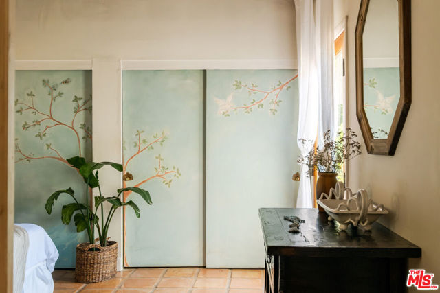 21316 Encina Road, Topanga CA: https://media.crmls.org/mediaz/fce76625-6df9-4025-9033-d88c1bf31f0b.jpg