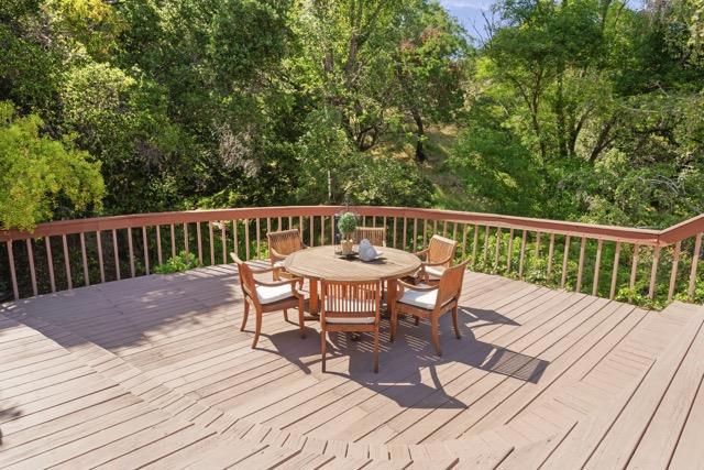 12359 Farr Ranch Road, Saratoga CA: https://media.crmls.org/mediaz/fce91f2c-384a-45e8-8a43-f0b9690f54b4.jpg