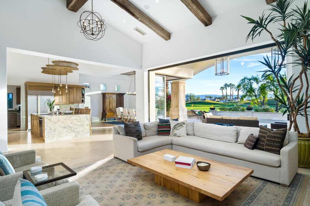 Fce937c2 8ae2 4bf1 A4c8 97349fc01b05