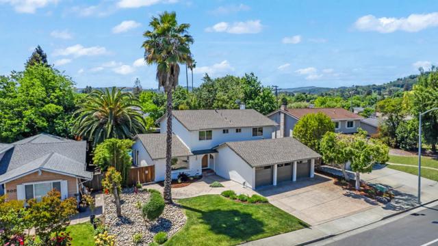 540 La Crosse Drive, Morgan Hill CA: https://media.crmls.org/mediaz/fcea6575-3228-4405-8fdc-ca8838f6db5b.jpg
