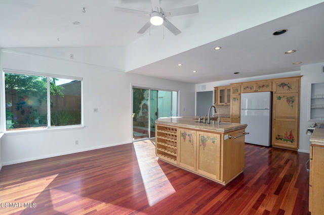 3964 Greenwood Street, Newbury Park CA: https://media.crmls.org/mediaz/fceaf5d6-599b-49a5-afa1-95d0515189a2.jpg
