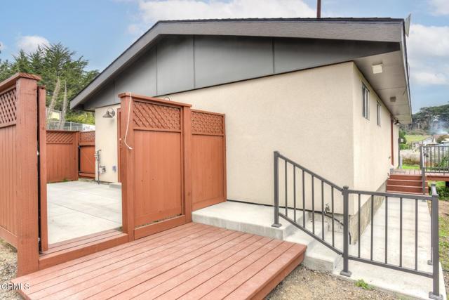 340 Main Street, Point Arena CA: https://media.crmls.org/mediaz/fceb1987-1798-416d-9337-ec7d8ac0524f.jpg