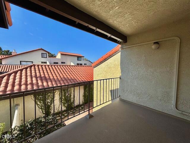 2271 Martinique Lane, Oxnard CA: https://media.crmls.org/mediaz/fcec954c-5494-4183-8ca7-0a9976cbec7a.jpg