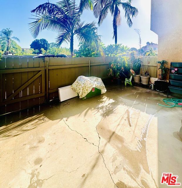 3843 Monterey Avenue, Baldwin Park CA: https://media.crmls.org/mediaz/fced0ef1-0385-4bce-9c4d-642e83284449.jpg