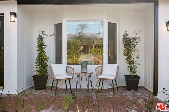 2965 Calle Noguera, Santa Barbara CA: https://media.crmls.org/mediaz/fced124b-7d9b-4fb3-a622-0b09d8a6ad87.jpg