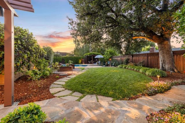 690 Torwood Lane, Los Altos CA: https://media.crmls.org/mediaz/fced594c-6ca0-4308-82bd-6f5d786db659.jpg