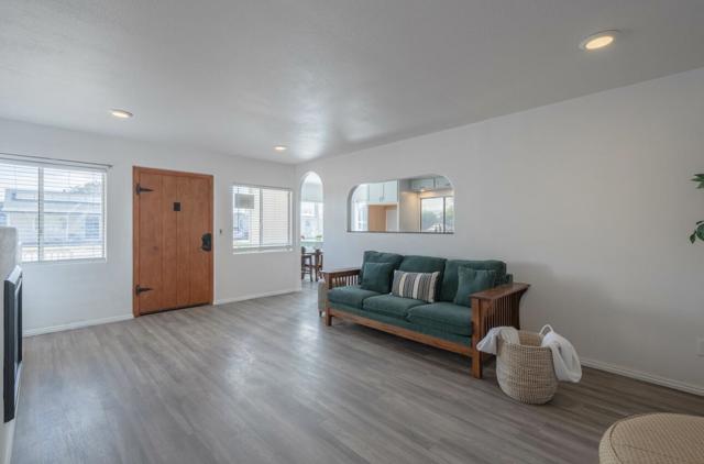 109 Denner Road, Salinas CA: https://media.crmls.org/mediaz/fcee21e8-ac34-42f1-b770-9121e68dfe15.jpg