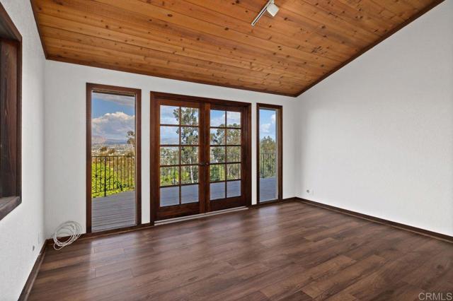 Detail Gallery Image 31 of 47 For 10447 Chevy Lane Ln, La Mesa,  CA 91941 - 3 Beds | 2 Baths