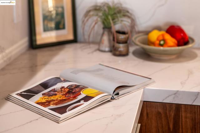 207 Cambridge Ave, Kensington CA: https://media.crmls.org/mediaz/fcee785e-4a2a-43d6-8fc0-459bae6ce34c.jpg