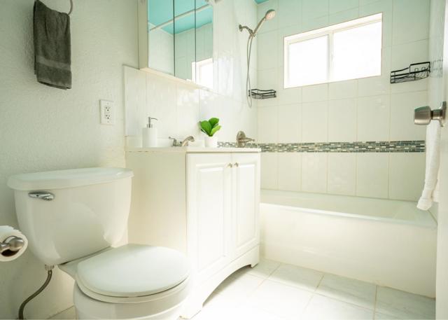 1725 Hogar Drive, San Jose CA: https://media.crmls.org/mediaz/fcee817c-5d23-4164-8a46-84a52744f274.jpg