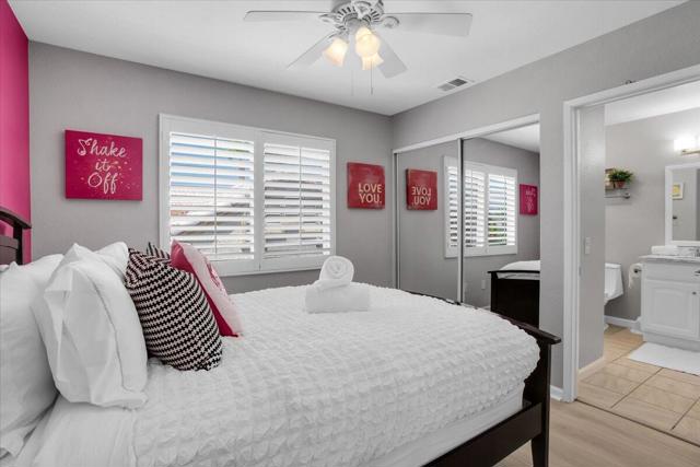 79320 Desert Wind Court, La Quinta CA: https://media.crmls.org/mediaz/fcf0051b-4153-4000-ac4b-15eef9dd22a2.jpg