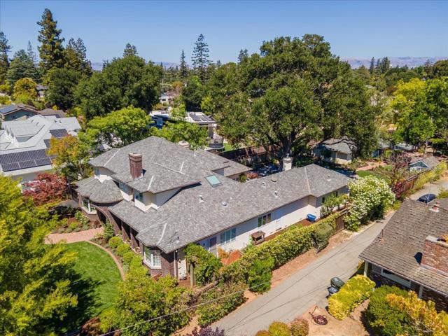 115 Doud Drive, Los Altos CA: https://media.crmls.org/mediaz/fcf05e72-b5f7-4f89-bedd-4fd7f77eeb34.jpg