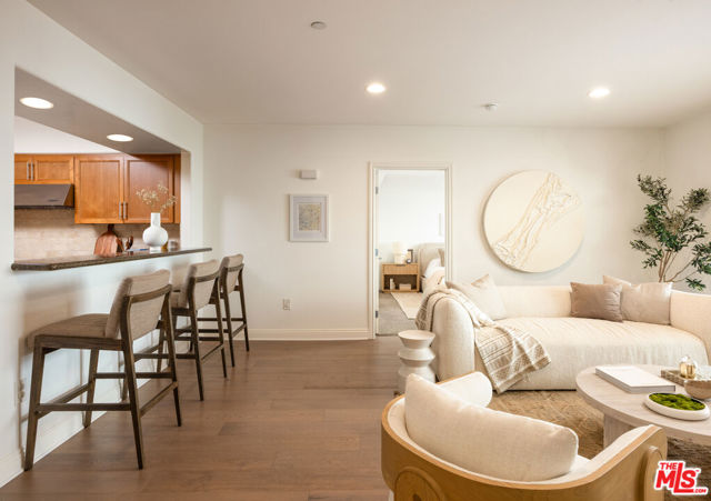 2 Bed Home for Sale in Playa del Rey, California