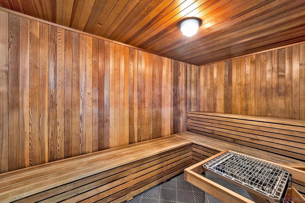 MLS #250040169SD image #32