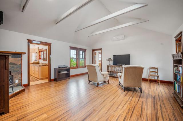 30625 Stonewall Canyon Road, Soledad CA: https://media.crmls.org/mediaz/fcf35408-4c1a-4490-9df7-f17c7b1565ed.jpg