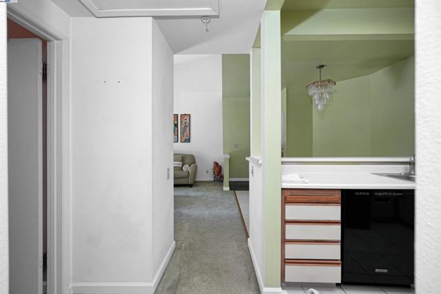 1280 Stanhope Ln, Hayward CA: https://media.crmls.org/mediaz/fcf37695-6862-4cbc-9e0f-bd426c2d9f1e.jpg