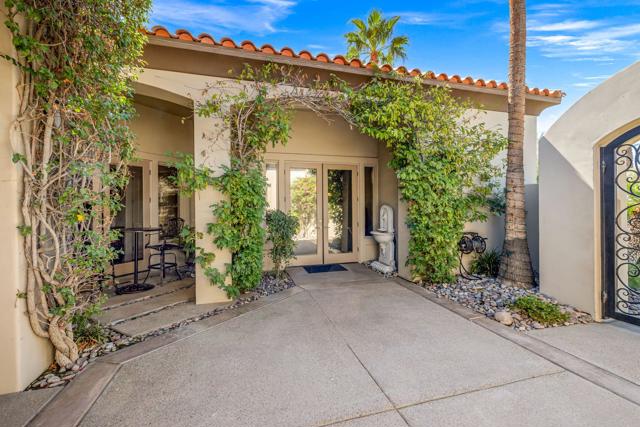 334 Crest Lake Drive, Palm Desert, CA 92211