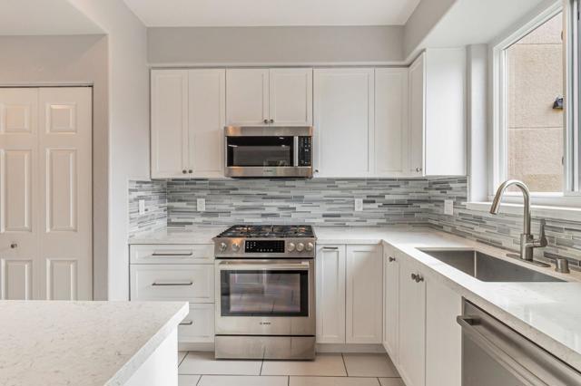 88 17th Avenue, San Mateo CA: https://media.crmls.org/mediaz/fcf56c6a-8f14-4771-a75e-0934665e5cc3.jpg