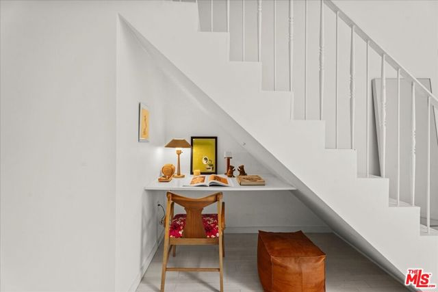 7917 Willoughby Avenue, Los Angeles CA: https://media.crmls.org/mediaz/fcf5e368-2244-4996-8f5c-9159a0569588.jpg