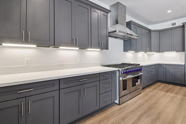 Detail Gallery Image 8 of 52 For 139 Almond Street #41,  Fallbrook,  CA 92028 - 5 Beds | 5/1 Baths