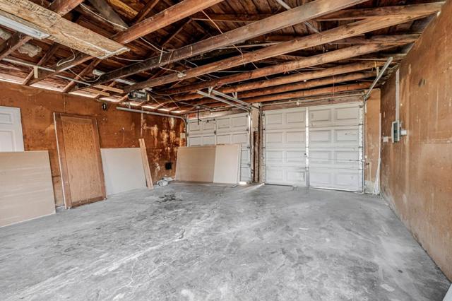 826 King Avenue, Stockton CA: https://media.crmls.org/mediaz/fcf77b98-5835-4aa6-b973-3b9fb29b86bb.jpg