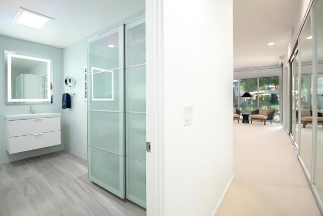 71 Westlake Circle, Palm Springs CA: https://media.crmls.org/mediaz/fcf94ecc-0677-472f-8569-c5f951eaedb1.jpg