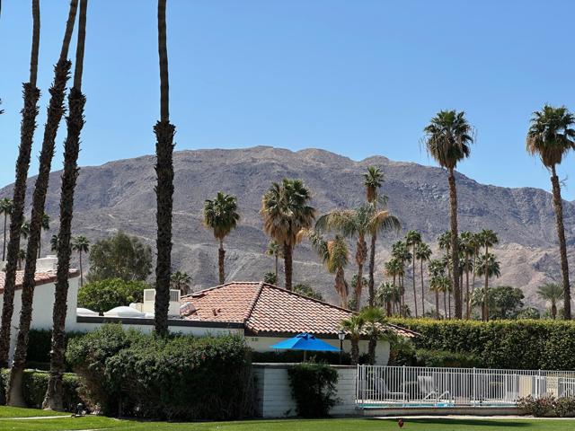 97 Don Quixote Drive, Rancho Mirage CA: https://media.crmls.org/mediaz/fcf9d1af-f651-487f-9f57-384f0d79d38c.jpg