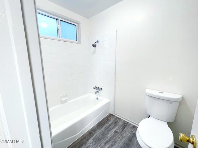 2306 Madrone Street, Simi Valley CA: https://media.crmls.org/mediaz/fcfaa401-cd9f-40ef-8cd4-d6daa0e03134.jpg