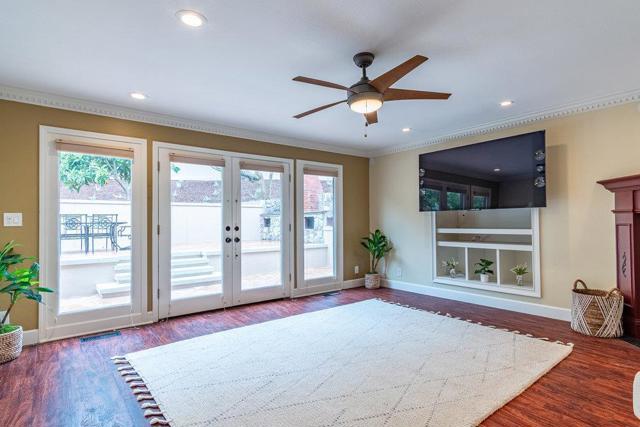 6020 Sherry Lee Lane, Salinas CA: https://media.crmls.org/mediaz/fcfb015c-c361-480c-ae70-f52264aaca7b.jpg