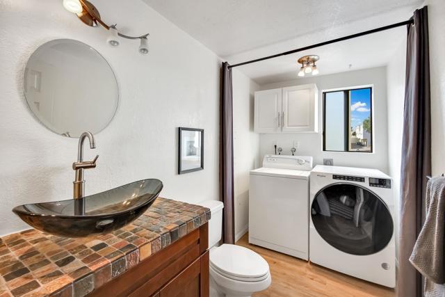 6755 Caminito Del Greco, San Diego CA: https://media.crmls.org/mediaz/fcfe77f3-98ae-4947-93ab-ecd1384e012e.jpg