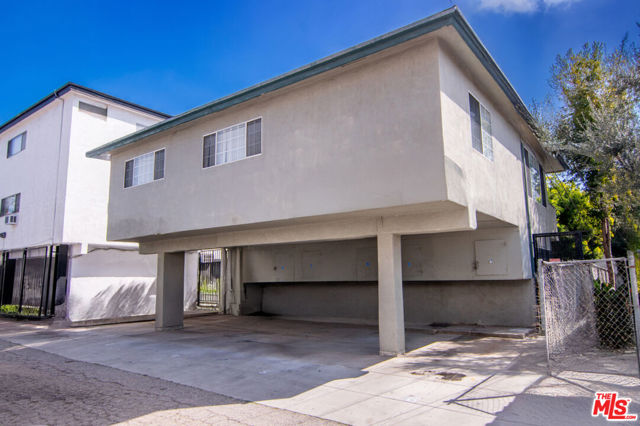 1937 S Bedford Street, Los Angeles CA: https://media.crmls.org/mediaz/fcfe90b5-b618-42df-8f43-718143fc39ef.jpg
