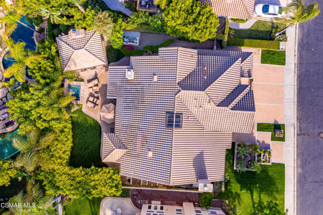 48 Golden Glen Drive, Simi Valley CA: https://media.crmls.org/mediaz/fcfefd94-37c6-4d50-9813-fd2630430379.jpg