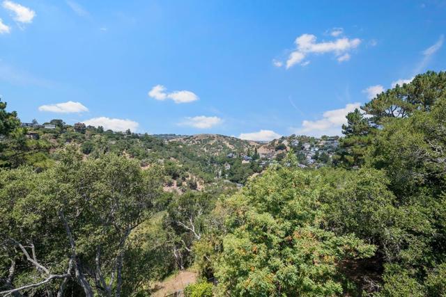 2618 Belmont Canyon Road, Belmont CA: https://media.crmls.org/mediaz/fcff096e-978b-4f31-9fe4-dd7b49423aba.jpg