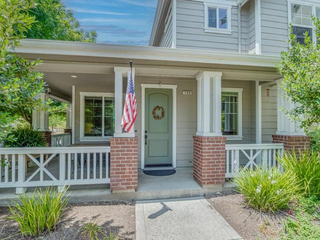 140 Sarafina Way, Gilroy CA: https://media.crmls.org/mediaz/fcff5a0b-d6e7-4fed-a245-308cf631ef23.jpg