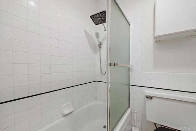 Detail Gallery Image 38 of 47 For 1184 Sidonia Ct, Encinitas,  CA 92024 - 5 Beds | 2/1 Baths