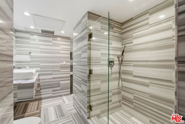 1100 Alta Loma Road, West Hollywood CA: https://media.crmls.org/mediaz/fd001cb1-ed9a-4f3f-9d13-ebff03e8348e.jpg