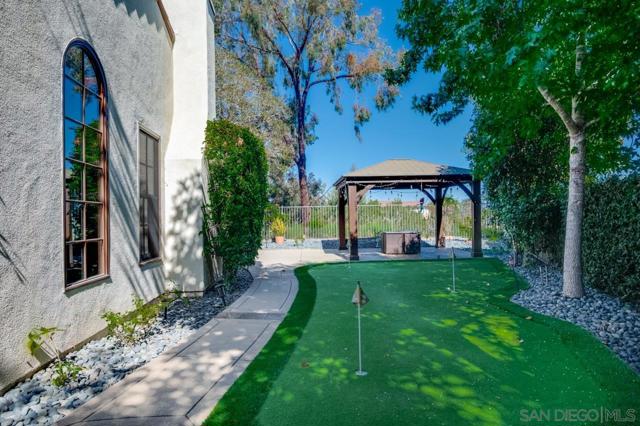 5199 Seagrove Place, San Diego CA: https://media.crmls.org/mediaz/fd01209b-b6da-4b7f-905d-6ac84ad1340a.jpg