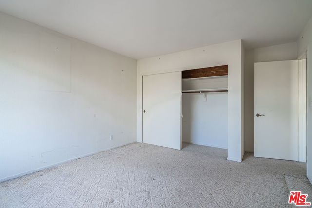 343 Santa Helena, Solana Beach CA: https://media.crmls.org/mediaz/fd030df4-ccfb-4685-8564-975e8dc2d1b7.jpg