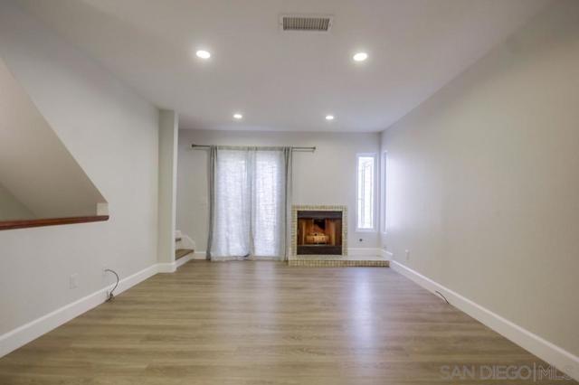 Image 7 of 34 For 9280 Towne Centre Dr  41