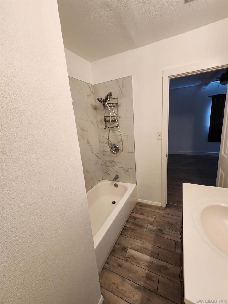 MLS #250032259SD image #15