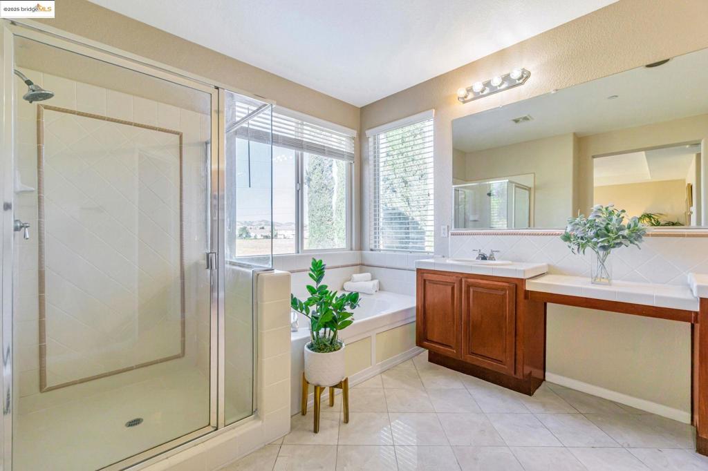 MLS #41105200 image #40