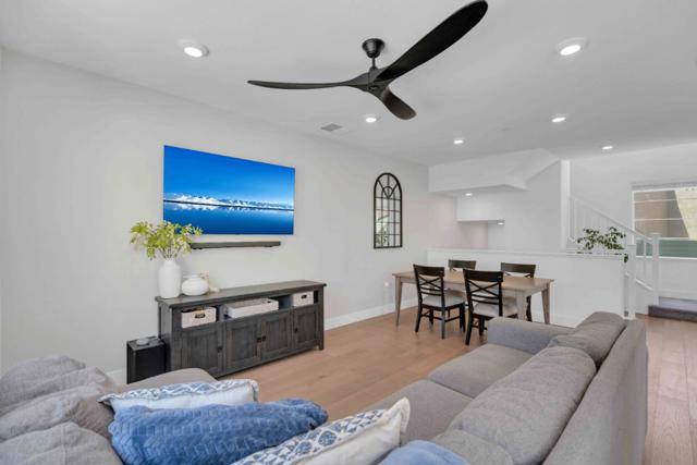 29255 Hub Court, Hayward CA: https://media.crmls.org/mediaz/fd06732c-bf3d-4843-8fc1-df9802229205.jpg